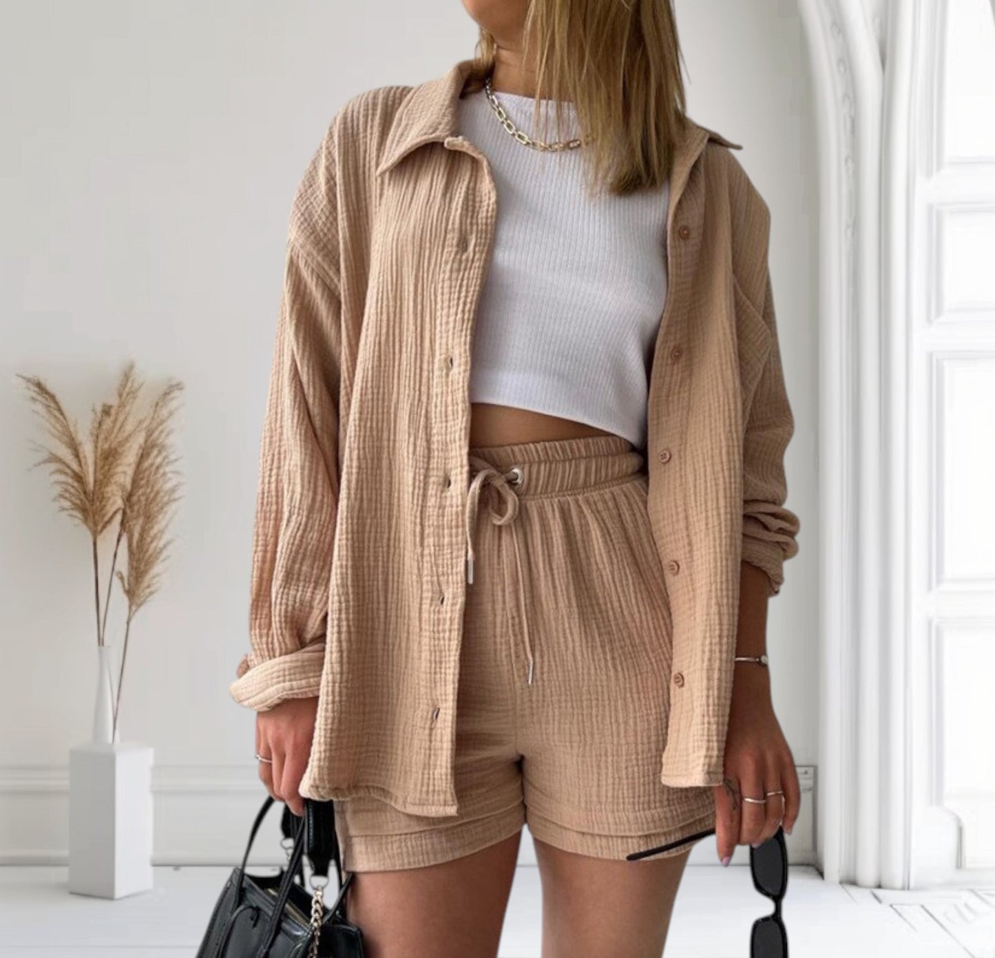 Ensemble femme chic décontracté – Chemise manches longues & short taille haute